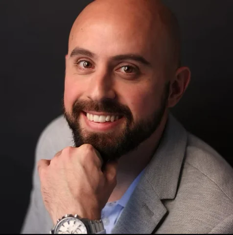 Daniel Angi